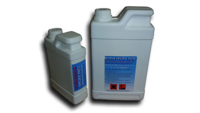 Kit EPOXY 1kg stratification et glacage anti uv 2 Accessoires Kit EPOXY 1kg stratification et glacage anti uv 2